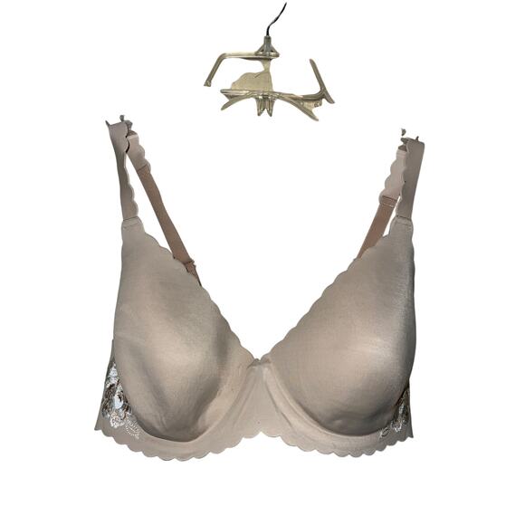 36D Victoria's Secret Bra Dream Angels Embroidered Floral Microfiber Side Smooth - Picture 2 of 7